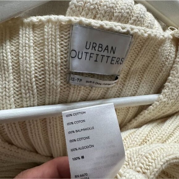 Urban Outfitters Palmer Deep V-Neck Tunic Jumper Sweater Size XS - Picture 10 of 12